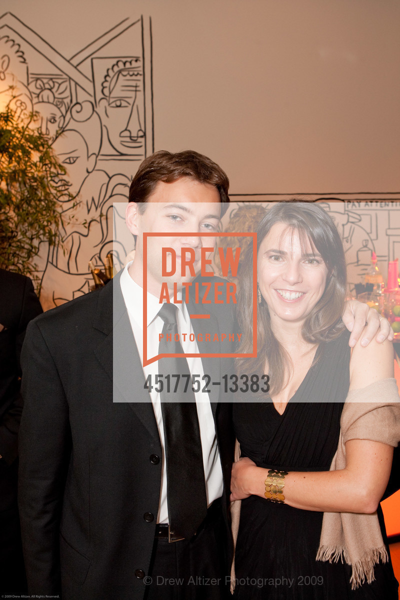 Olivier Gremillion, Marie Gremillion, MoAD Museum VIP Reception, US, November 14th, 2009, Photo #4517752-13383 Olivier Gremillion, Marie Gremillion, Photo #4517752-13383