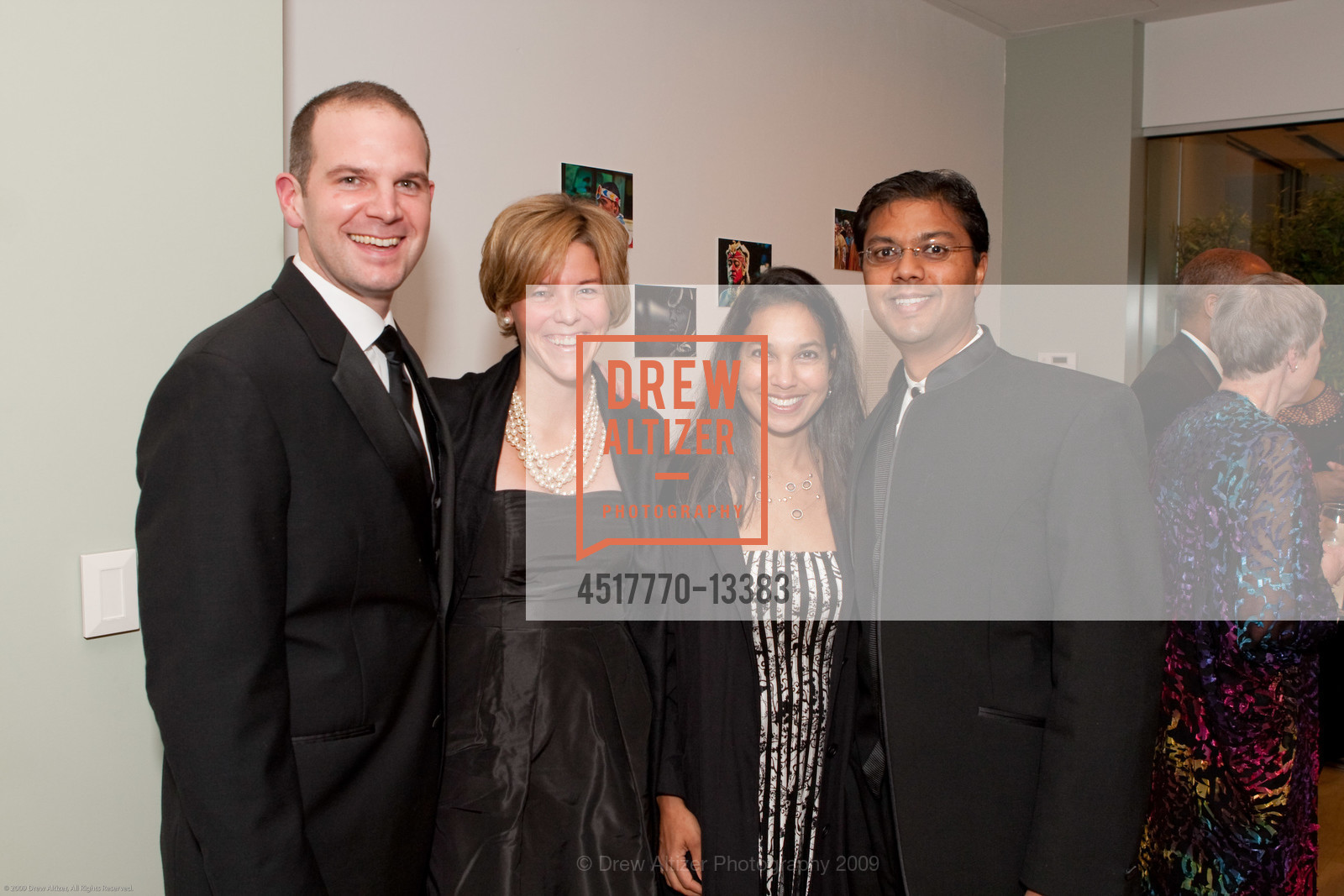 Si France, Kristina France, Saum Sutaria, Rupal Sutaria, MoAD Museum VIP Reception, US, November 14th, 2009, Photo #4517770-13383 Si France, Kristina France, Saum Sutaria, Rupal Sutaria, Photo #4517770-13383