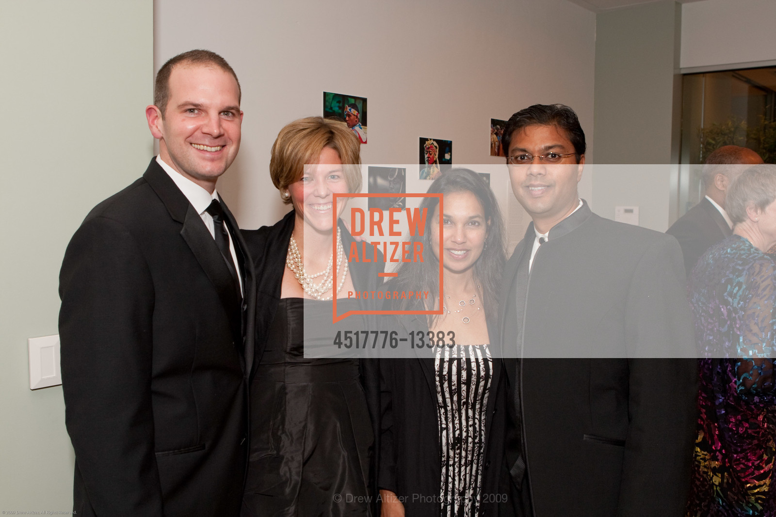 Si France, Kristina France, Saum Sutaria, Rupal Sutaria, MoAD Museum VIP Reception, US, November 14th, 2009, Photo #4517776-13383 Si France, Kristina France, Saum Sutaria, Rupal Sutaria, Photo #4517776-13383
