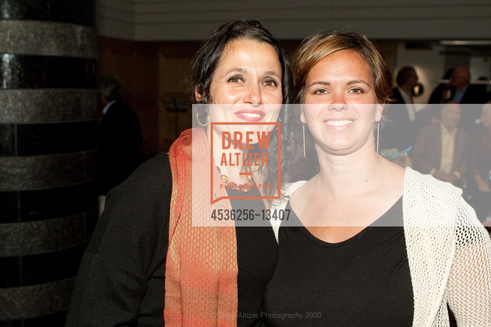 Nora El Samahy, Kathleen Berland, SFMOMA's Futurist Banquet, US, October 19th, 2009, Photo #4536256-13407 Nora El Samahy, Kathleen Berland, Photo #4536256-13407