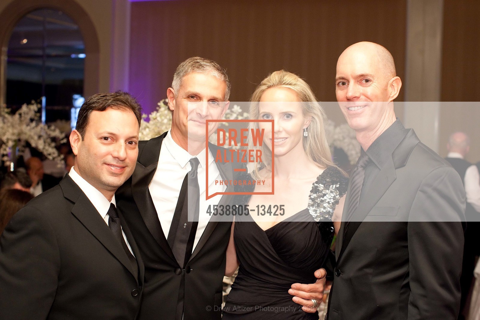 Peter Poulos, Nick Augustinos, Vanessa Getty, Curt Kirschner, amfAR's 2009 San Francisco Gala at the Four Seasons, US, November 8th, 2009, Photo #4538805-13425 Peter Poulos, Nick Augustinos, Vanessa Getty, Curt Kirschner, Photo #4538805-13425