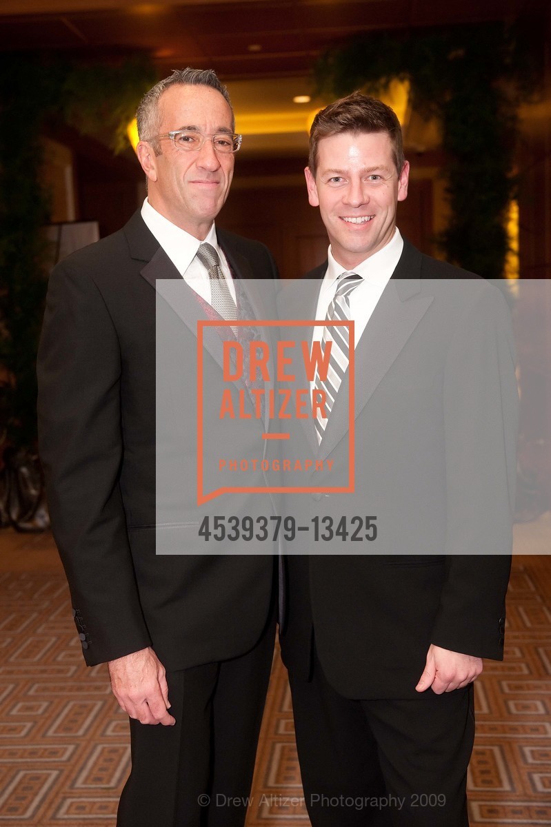 Bill Melamed, Jamey Lundblad, amfAR's 2009 San Francisco Gala at the Four Seasons, US, November 8th, 2009, Photo #4539379-13425 Bill Melamed, Jamey Lundblad, Photo #4539379-13425