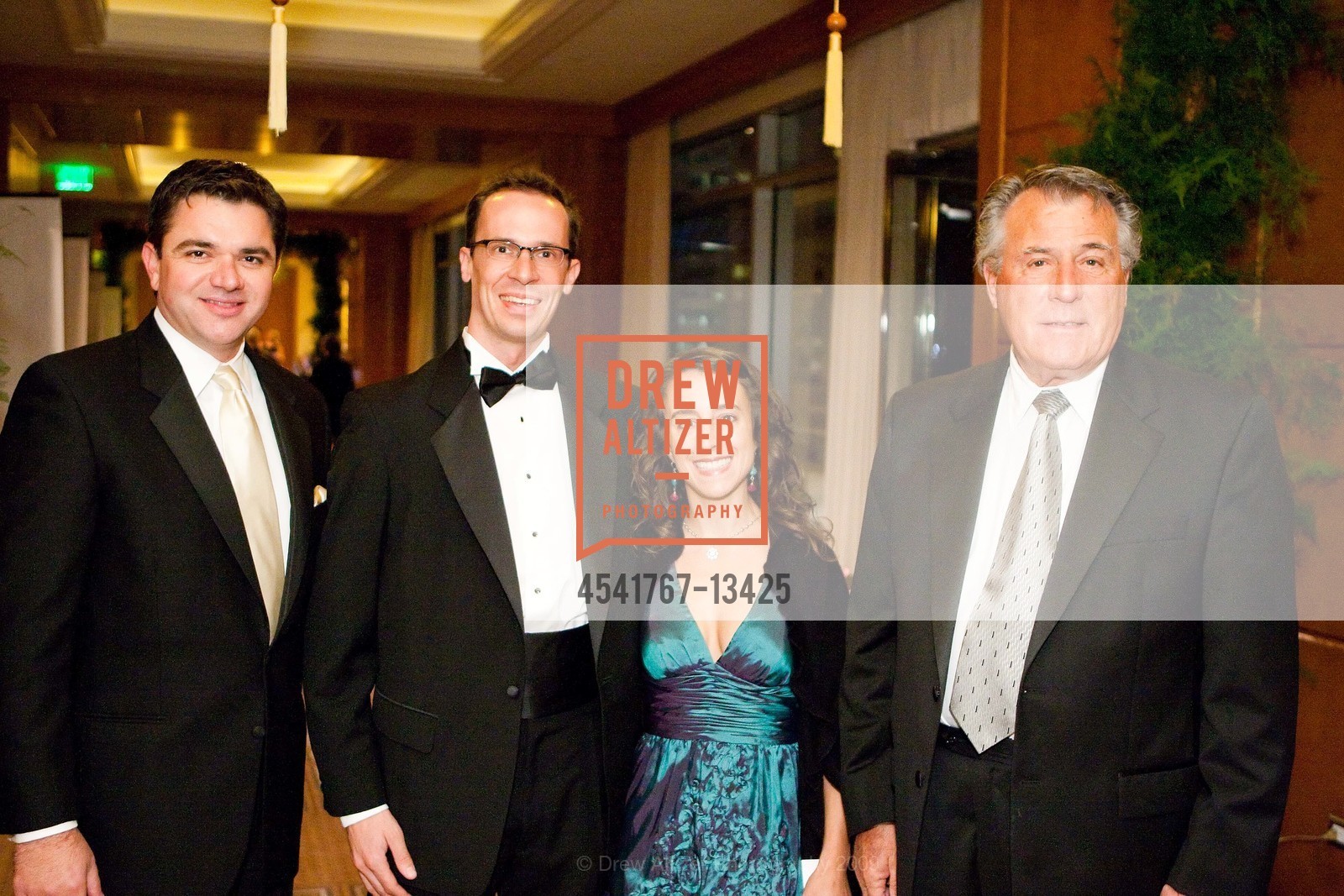John Costoros, Jay Reeck, Dimitri Roumeliotes, amfAR's 2009 San Francisco Gala at the Four Seasons, US, November 8th, 2009, Photo #4541767-13425 John Costoros, Jay Reeck, Dimitri Roumeliotes, Photo #4541767-13425
