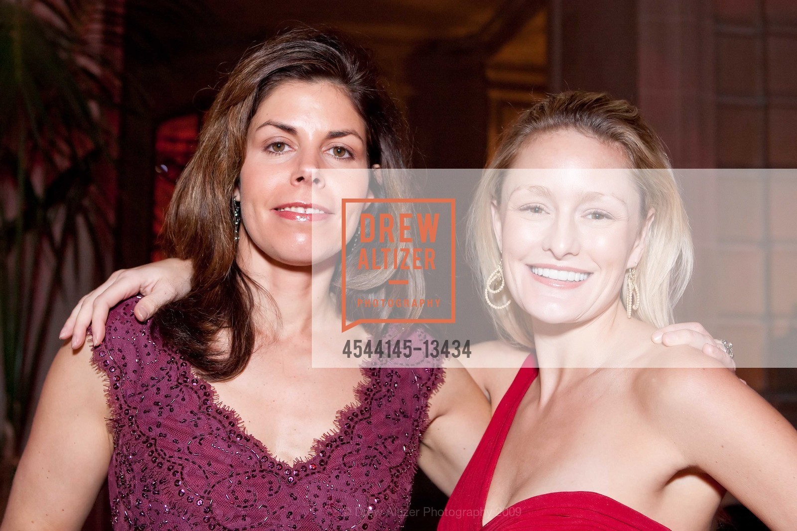 Annie Leschim, Heather Henson, American Red Cross Paint the Town Red Gala, US, March 2nd, 2009, Photo #4544145-13434 Annie Leschim, Heather Henson, Photo #4544145-13434