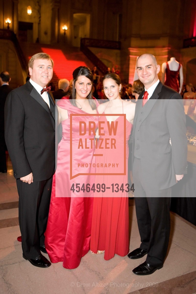 Damian Inglin, Kathryn Pellegrini Inglin, Alissa Pellegrini, Michael Pellegrini, American Red Cross Paint the Town Red Gala, US, March 2nd, 2009, Photo #4546499-13434 Damian Inglin, Kathryn Pellegrini Inglin, Alissa Pellegrini, Michael Pellegrini, Photo #4546499-13434