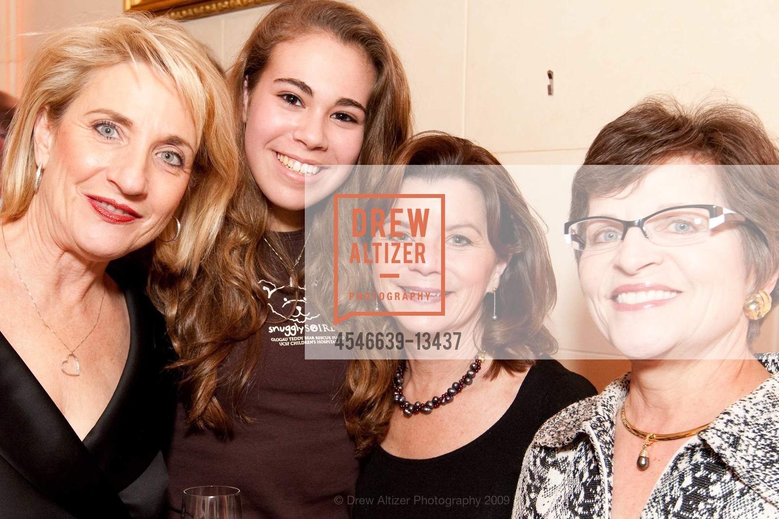 Deborah Avakian, Lindsey Burkhart-Lima, Kathy Balestreri, Jane Hirsch, Ann & Gordon Getty Host 2009 SNUGGLY SOIREE Benefiting UCSF, US, March 7th, 2009, Photo #4546639-13437 Deborah Avakian, Lindsey Burkhart-Lima, Kathy Balestreri, Jane Hirsch, Photo #4546639-13437