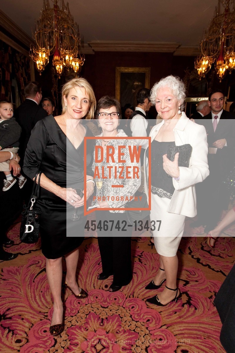 Deborah Avakian, Jane Hirsch, Patricia Hunter, Ann & Gordon Getty Host 2009 SNUGGLY SOIREE Benefiting UCSF, US, March 7th, 2009, Photo #4546742-13437 Deborah Avakian, Jane Hirsch, Patricia Hunter, Photo #4546742-13437