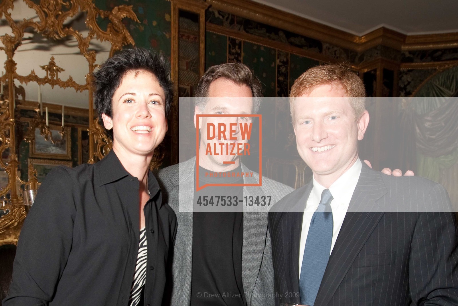 Emily Reichman, Geoff Hunt, Courtland Reichman, Ann & Gordon Getty Host 2009 SNUGGLY SOIREE Benefiting UCSF, US, March 7th, 2009, Photo #4547533-13437 Emily Reichman, Geoff Hunt, Courtland Reichman, Photo #4547533-13437