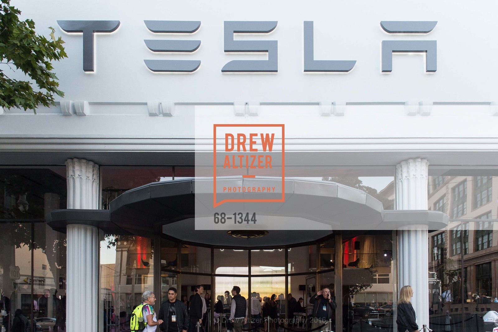 Atmosphere, Tesla San Francisco Store Opening VIP Event, 999 Van Ness Ave, San Francisco, CA 94109. 999 Van Ness Ave, San Francisco, CA 94109, August 9th, 2016, Photo #68-1344 Atmosphere, Photo #68-1344