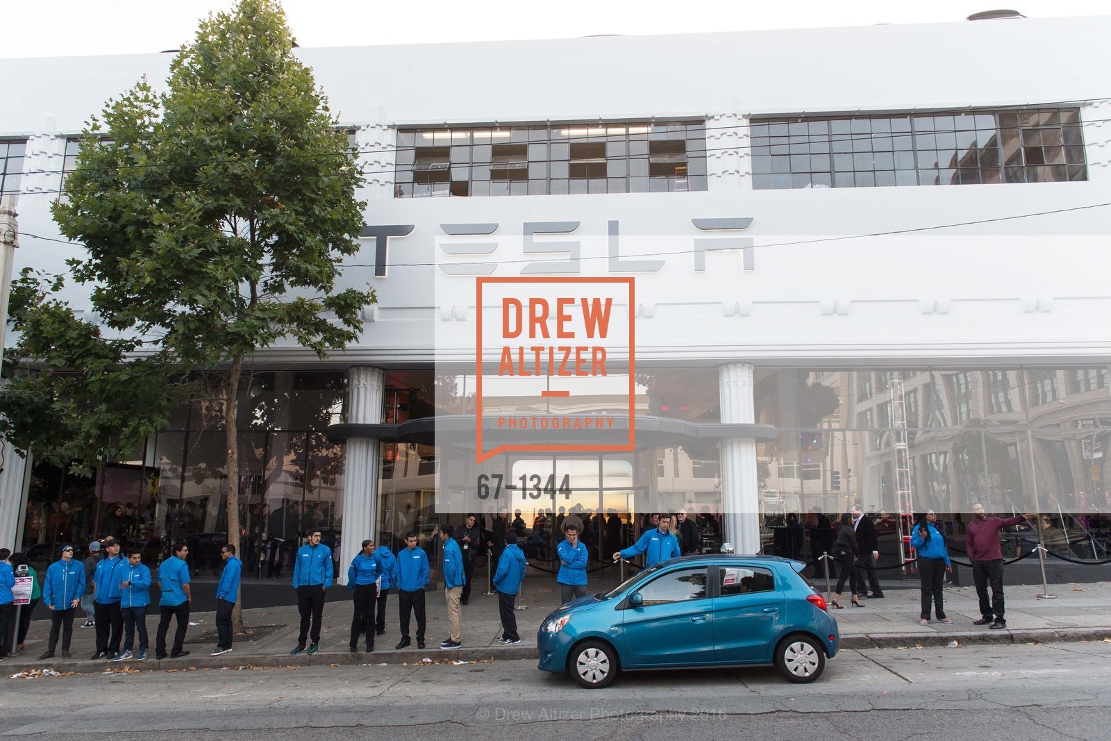 Atmosphere, Tesla San Francisco Store Opening VIP Event, 999 Van Ness Ave, San Francisco, CA 94109. 999 Van Ness Ave, San Francisco, CA 94109, August 9th, 2016, Photo #67-1344 Atmosphere, Photo #67-1344