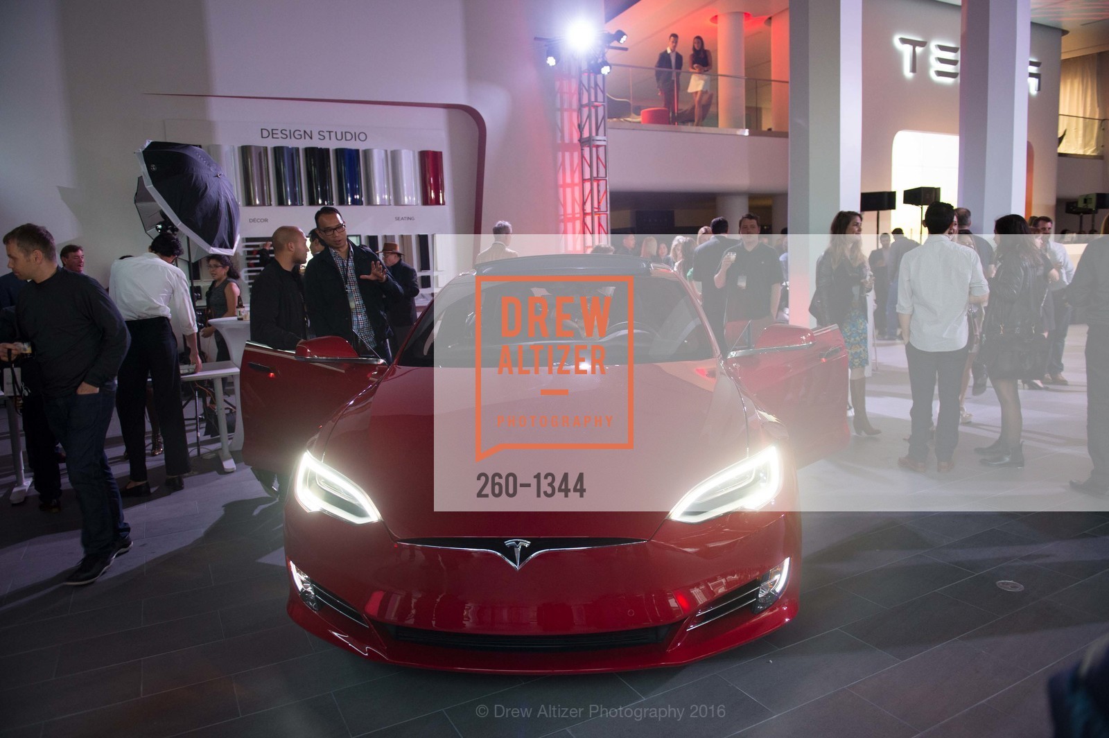 Atmosphere, Tesla San Francisco Store Opening VIP Event, 999 Van Ness Ave, San Francisco, CA 94109. 999 Van Ness Ave, San Francisco, CA 94109, August 9th, 2016, Photo #260-1344 Atmosphere, Photo #260-1344