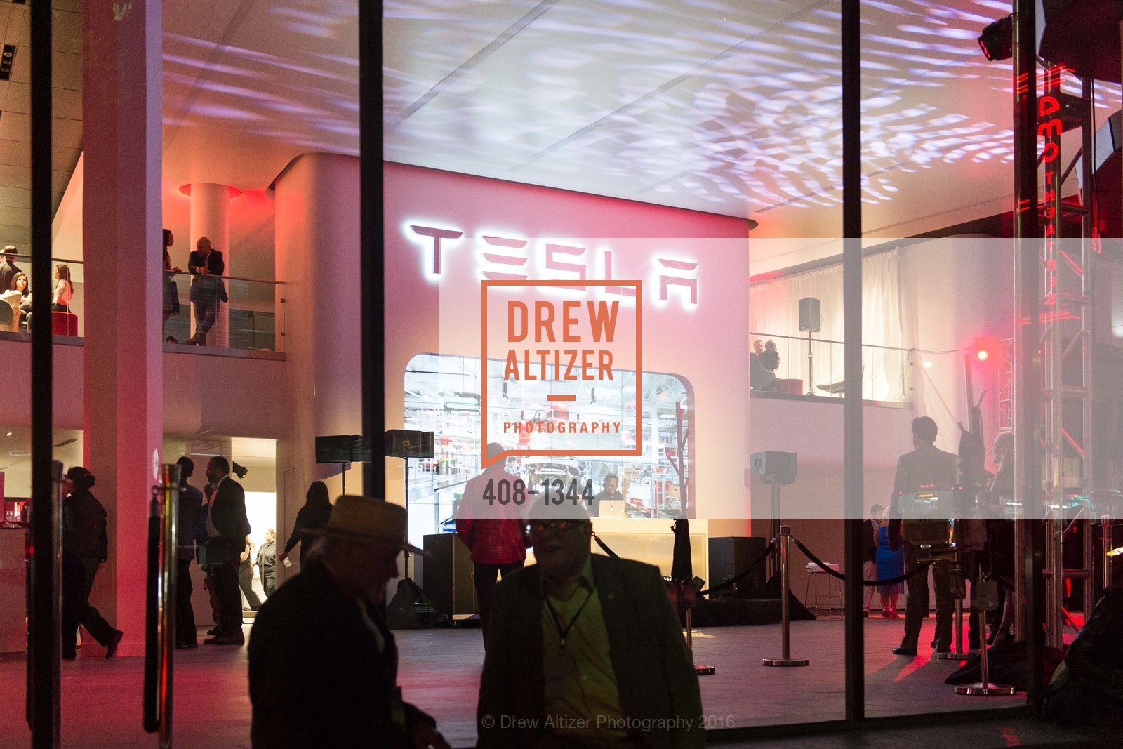 Atmosphere, Tesla San Francisco Store Opening VIP Event, 999 Van Ness Ave, San Francisco, CA 94109. 999 Van Ness Ave, San Francisco, CA 94109, August 9th, 2016, Photo #408-1344 Atmosphere, Photo #408-1344