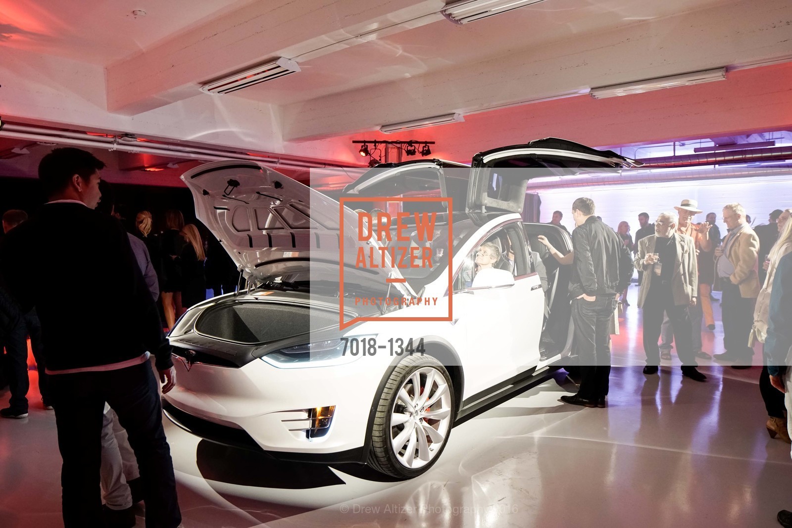 Atmosphere, Tesla San Francisco Store Opening VIP Event, 999 Van Ness Ave, San Francisco, CA 94109. 999 Van Ness Ave, San Francisco, CA 94109, August 9th, 2016, Photo #7018-1344 Atmosphere, Photo #7018-1344
