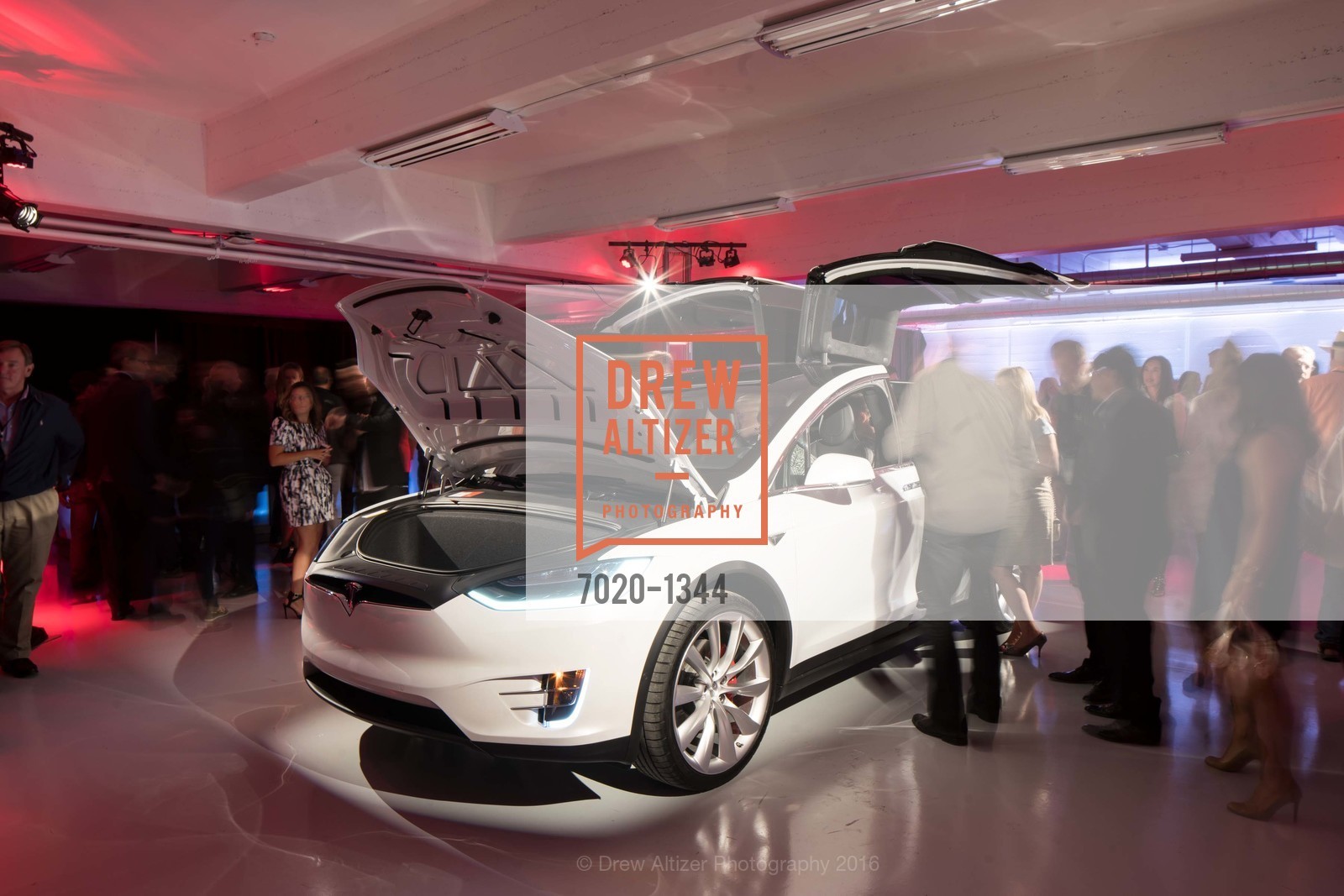 Atmosphere, Tesla San Francisco Store Opening VIP Event, 999 Van Ness Ave, San Francisco, CA 94109. 999 Van Ness Ave, San Francisco, CA 94109, August 9th, 2016, Photo #7020-1344 Atmosphere, Photo #7020-1344