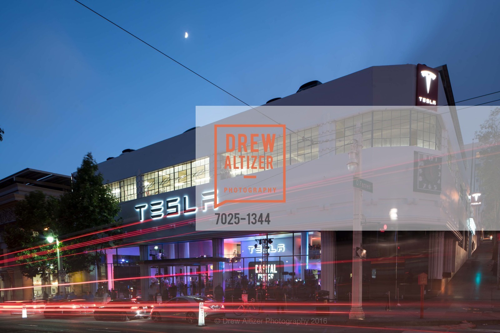 Atmosphere, Tesla San Francisco Store Opening VIP Event, 999 Van Ness Ave, San Francisco, CA 94109. 999 Van Ness Ave, San Francisco, CA 94109, August 9th, 2016, Photo #7025-1344 Atmosphere, Photo #7025-1344
