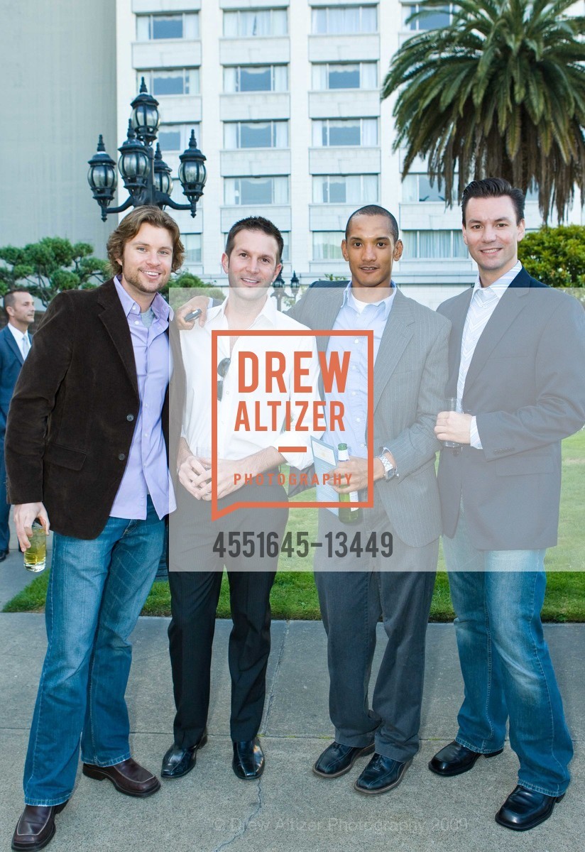 Steven Saftig, Chip Onderick, Larry Lindsey, PG&E VIP Pride Party hosted by Mark Rhoades, US, June 24th, 2009, Photo #4551645-13449 Steven Saftig, Chip Onderick, Larry Lindsey, Photo #4551645-13449