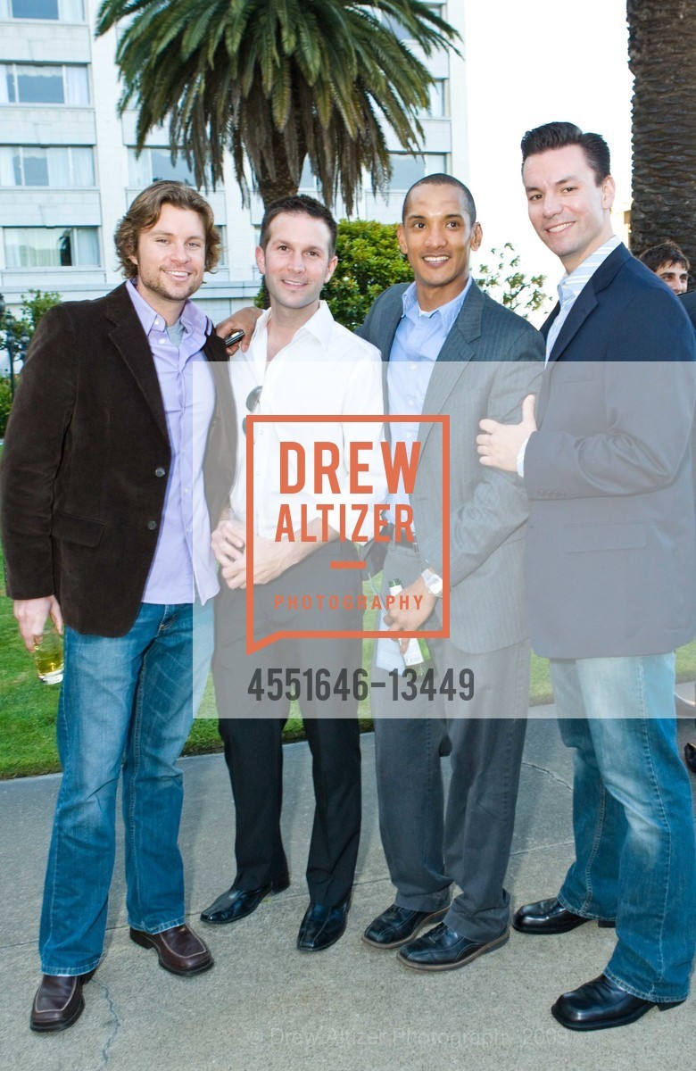 Chip Onderick, Larry Lindsey, Sean Vahey, PG&E VIP Pride Party hosted by Mark Rhoades, US, June 24th, 2009, Photo #4551646-13449 Chip Onderick, Larry Lindsey, Sean Vahey, Photo #4551646-13449