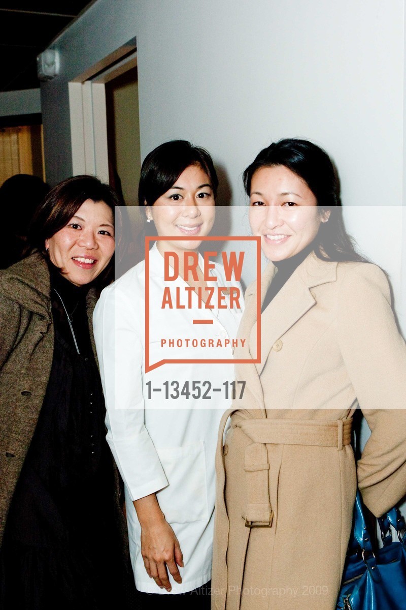 Mizuki Nagae, Junko Shimazaki, Epi Center MedSpa's One Warm Coat Drive benefitting the St. Anthony Foundation, US, November 18th, 2009, Photo #1-13452-117 Mizuki Nagae, Junko Shimazaki, Photo #1-13452-117