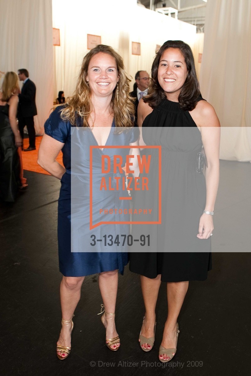 Elizabeth Hooker, Yvette Nichols, MEALS ON WHEELS of San Francisco's 22nd annual Star Chefs and Vintners Gala, US, May 19th, 2009, Photo #3-13470-91 Elizabeth Hooker, Yvette Nichols, Photo #3-13470-91