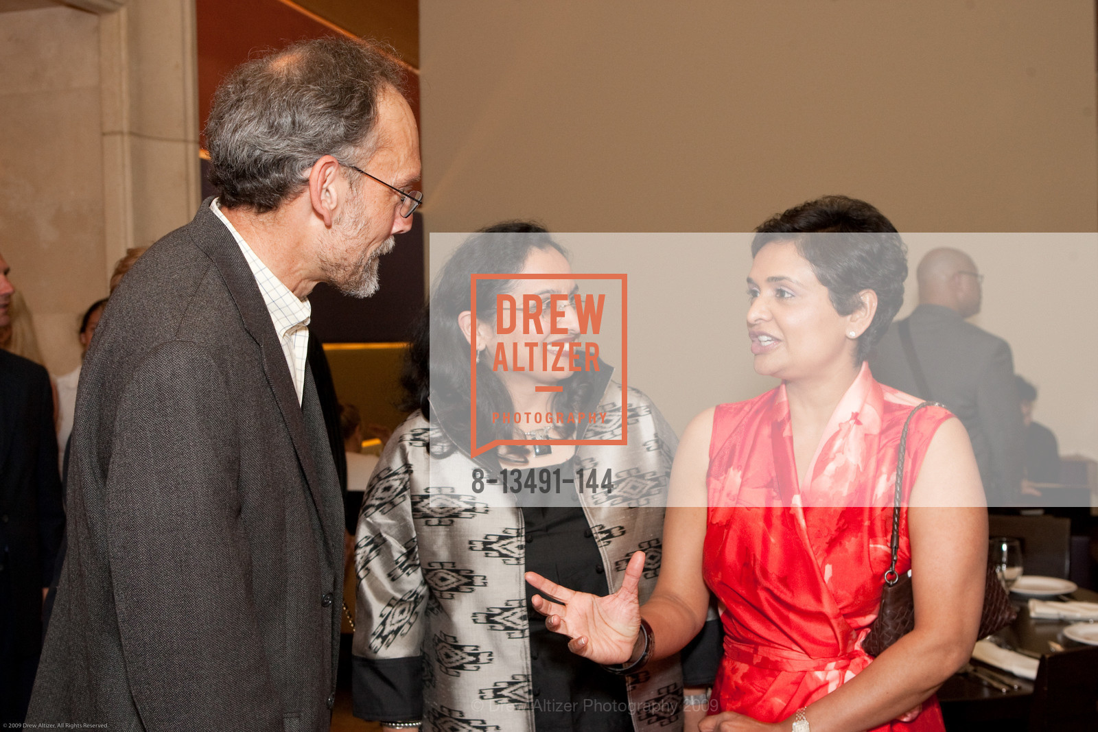 Hal Geer, Toornima Kumar, Anisya Fritz, LYNMAR ESTATES Dinner and Wine Showcase at Amber India, US, April 22nd, 2009, Photo #8-13491-144 Hal Geer, Toornima Kumar, Anisya Fritz, Photo #8-13491-144