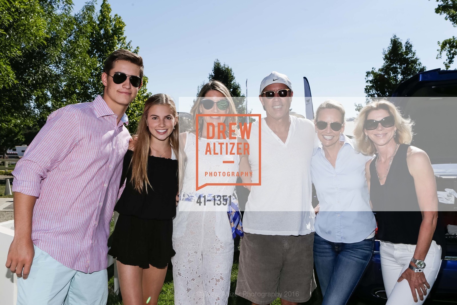 Jack Scherer, Paige Scherer, Allison Scherer, Rob Hirt, Julie Haener, Tracey Hirt, Photo #41-1351