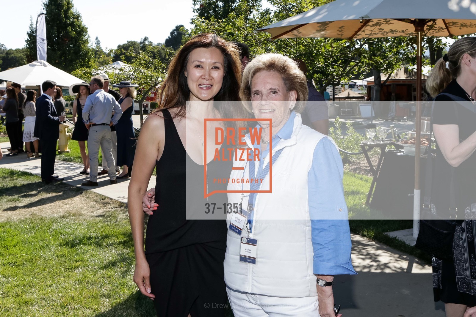 Lavinia Branden, Betsy Glickbarg, Menlo Charity Horse Show- Bently and ELLA pre-Grand Prix party, Menlo Circus Club, August 13th, 2016, Photo #37-1351 Lavinia Branden, Betsy Glickbarg, Photo #37-1351