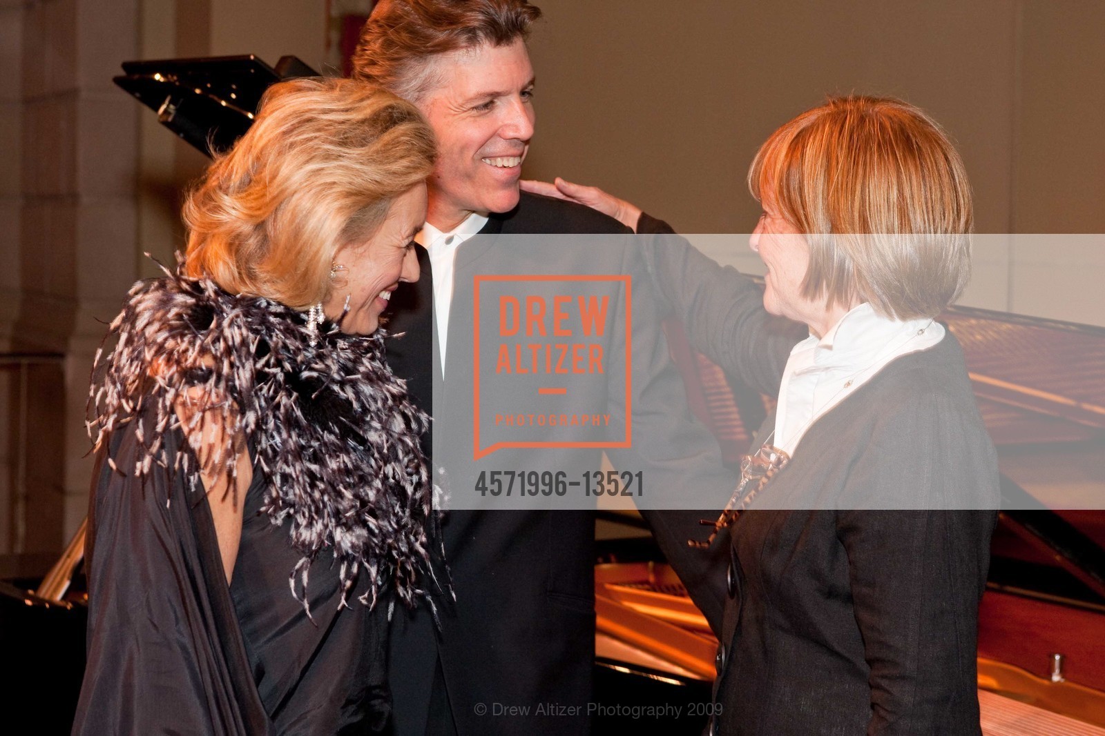 Andrea Herberstein, Thomas Hampson, Frederica von Stade, SF Performances Dinner at Hayes Street Grill, US, October 2nd, 2009, Photo #4571996-13521 Andrea Herberstein, Thomas Hampson, Frederica von Stade, Photo #4571996-13521