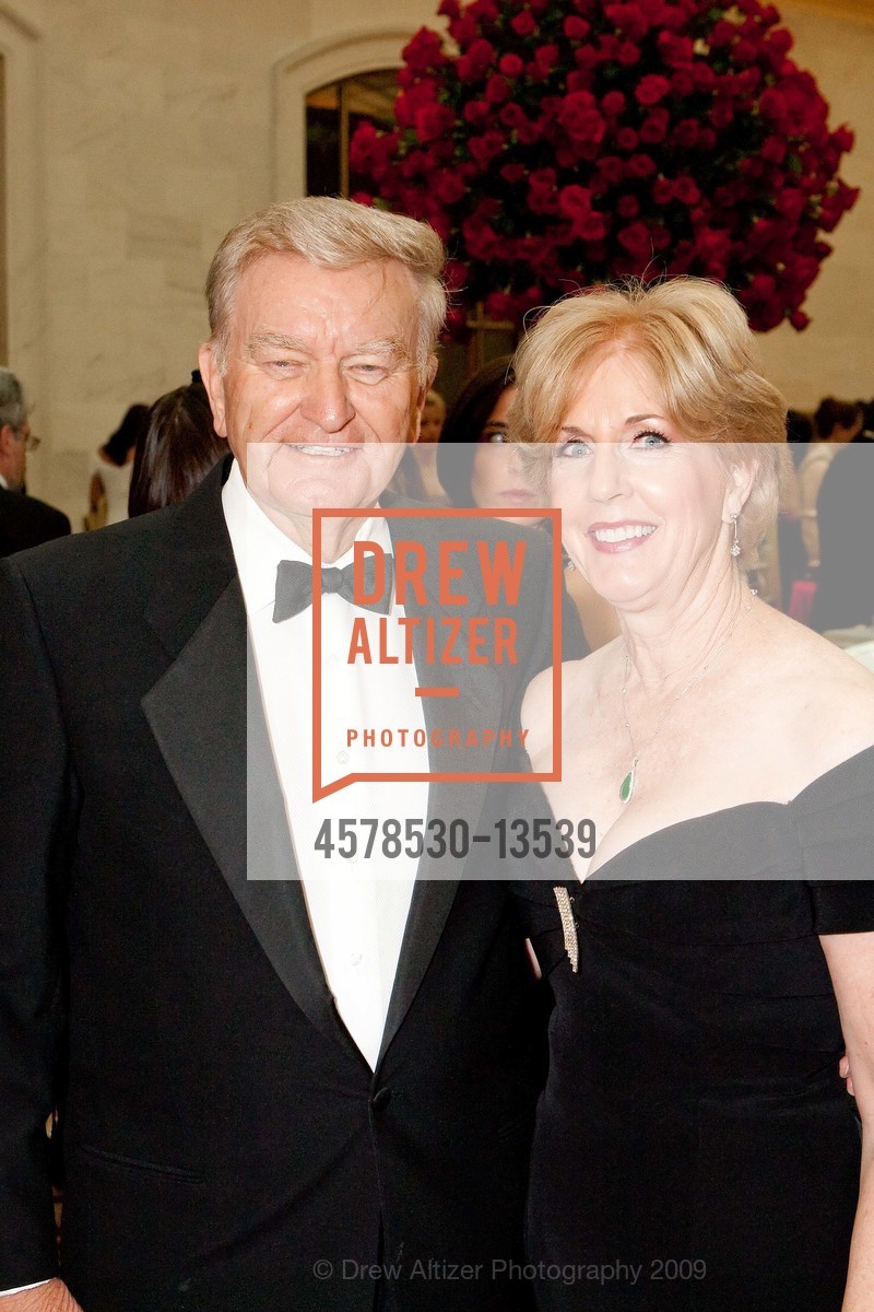 Clarence Turner, Janice Turner, SF OPERA GUILD & BRAVO Opening Night Gala Dinner and After Party in SF City Hall, US, September 12th, 2009, Photo #4578530-13539 Clarence Turner, Janice Turner, Photo #4578530-13539