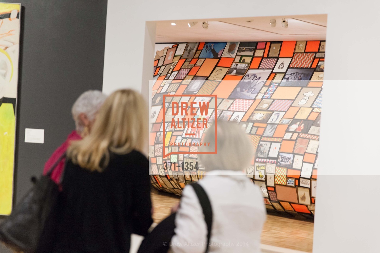 Atmosphere, OMCA and SFMOMA Celebrate Opening of Fertile Ground, Oakland Museum of California. 1000 Oak Strett, September 18th, 2014, Photo #371-1354 Atmosphere, Photo #371-1354