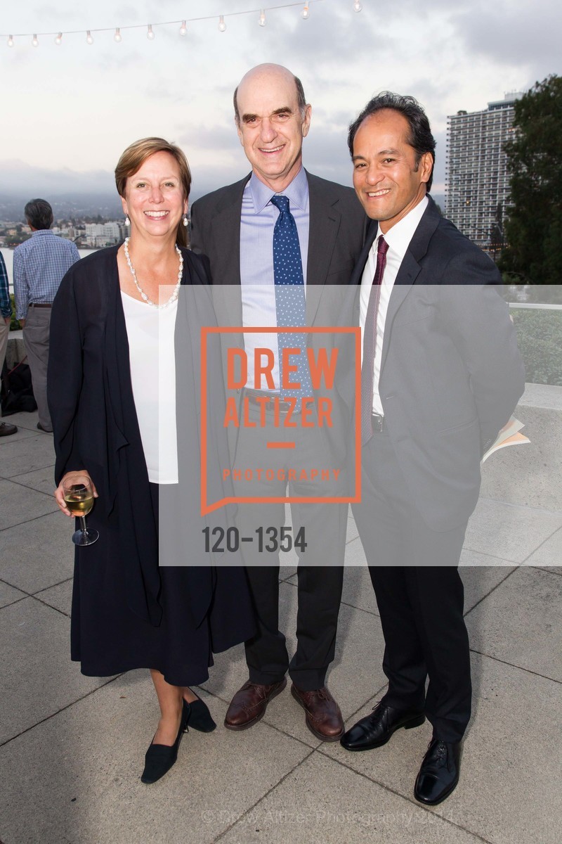 Lori Fogarty, Bob Fisher, Rene Deguzman, OMCA and SFMOMA Celebrate Opening of Fertile Ground, Oakland Museum of California. 1000 Oak Strett, September 18th, 2014, Photo #120-1354 Lori Fogarty, Bob Fisher, Rene Deguzman, Photo #120-1354