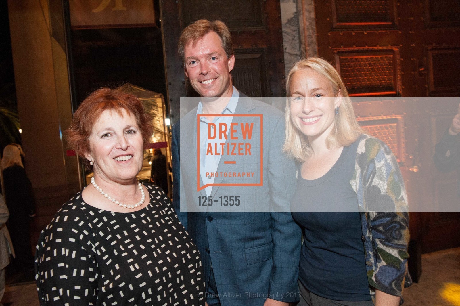 Hilarie Faberman, David Berkeley, Eleanor Lacey, SFMOMA and Cantor Arts Center Opening Reception, Cantor Arts Center. 328 Lomita Dr, November 12th, 2013, Photo #125-1355 Hilarie Faberman, David Berkeley, Eleanor Lacey, Photo #125-1355