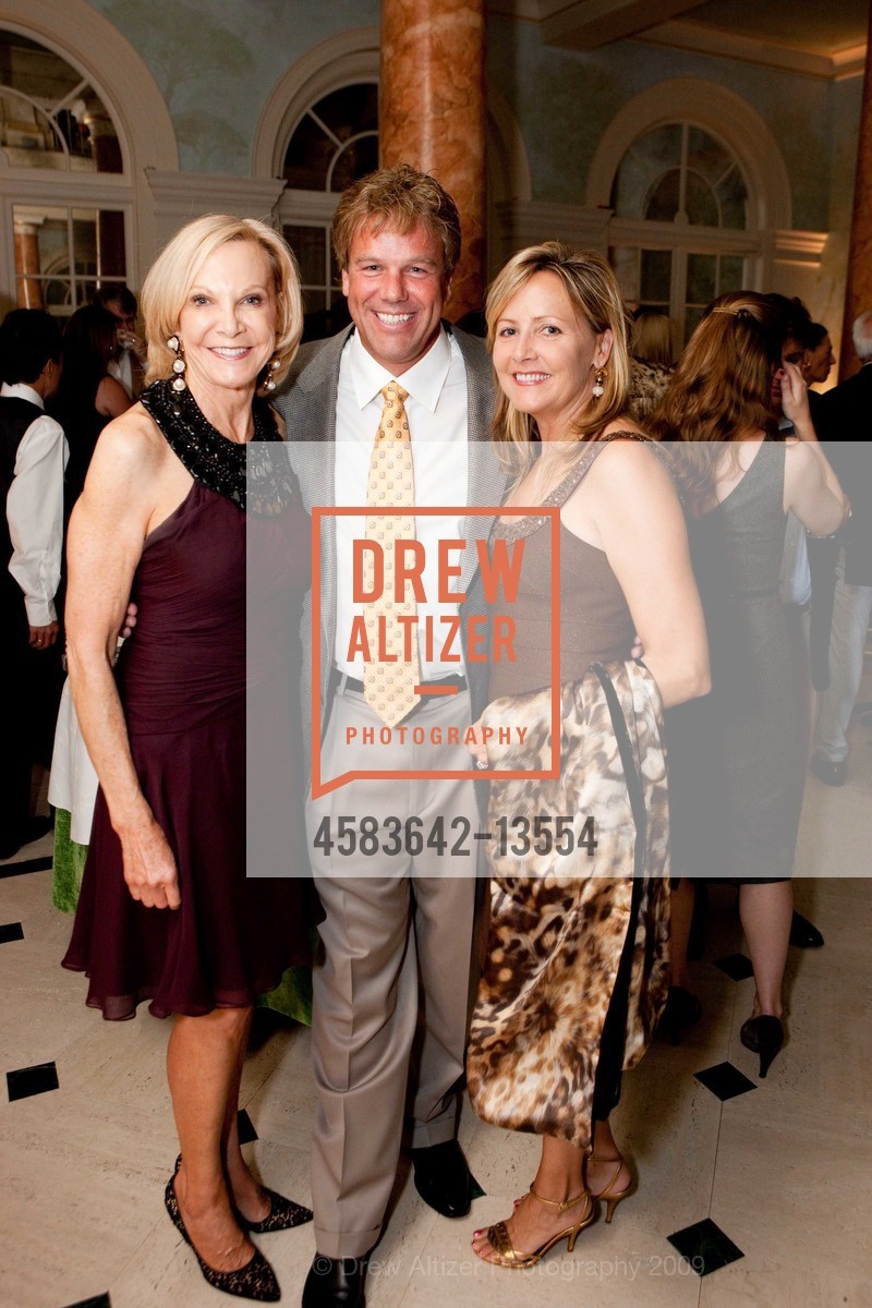 Carol McNeil, Paul Reyff, Denise Reyff, Ann and Gordon Getty Host The AFRICA FOUNDATION For A Cocktail Auction, Private Residence, October 2nd, 2009, Photo #4583642-13554 Carol McNeil, Paul Reyff, Denise Reyff, Photo #4583642-13554