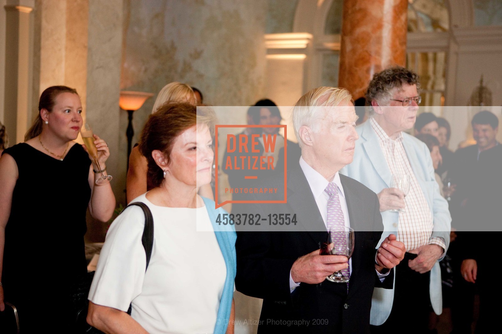 Liz Sutherland RIney, William Newsom, Gordon P. Getty, Ann and Gordon Getty Host The AFRICA FOUNDATION For A Cocktail Auction, Private Residence, October 2nd, 2009, Photo #4583782-13554 Liz Sutherland RIney, William Newsom, Gordon P. Getty, Photo #4583782-13554