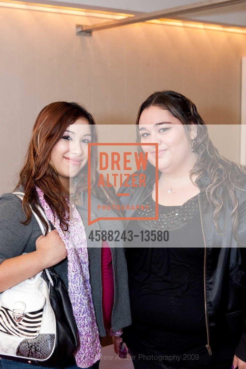 Jenny Sanchez, Carla Ballesteros, Photo #4588243-13580