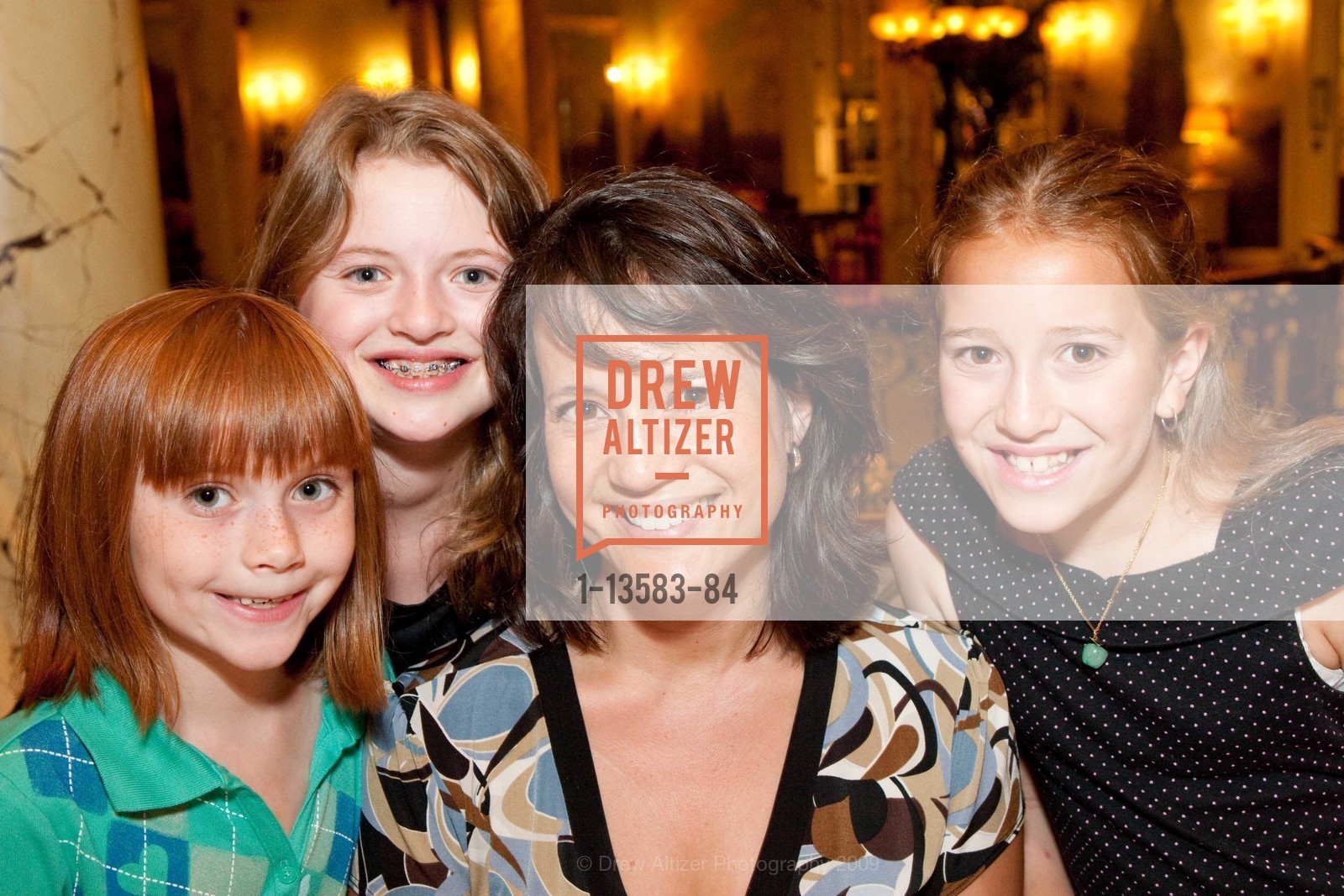 Jordan Cheney, Maxine Cheney, Julia Mates, Samantha Cheney, Wicked Luncheon Fairmont Hotel, US, June 21st, 2009, Photo #1-13583-84 Jordan Cheney, Maxine Cheney, Julia Mates, Samantha Cheney, Photo #1-13583-84