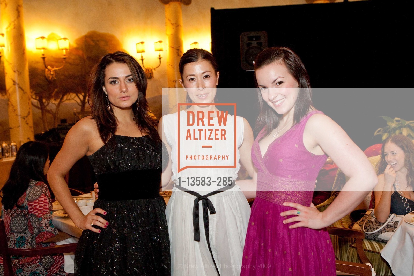 Neka Zang, Allison Leo, Natalie Daradich, Wicked Luncheon Fairmont Hotel, US, June 21st, 2009, Photo #1-13583-285 Neka Zang, Allison Leo, Natalie Daradich, Photo #1-13583-285