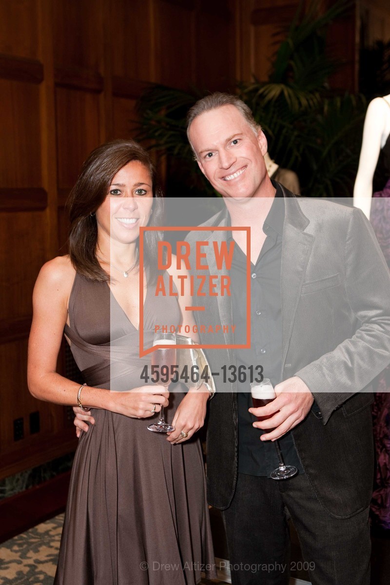 Deanna Menold, Peter Crane, The BENTLY RESERVE And FATI FARMANFARMAIAN Glam It Up To Save The Coral Reefs, US, October 22nd, 2009, Photo #4595464-13613 Deanna Menold, Peter Crane, Photo #4595464-13613