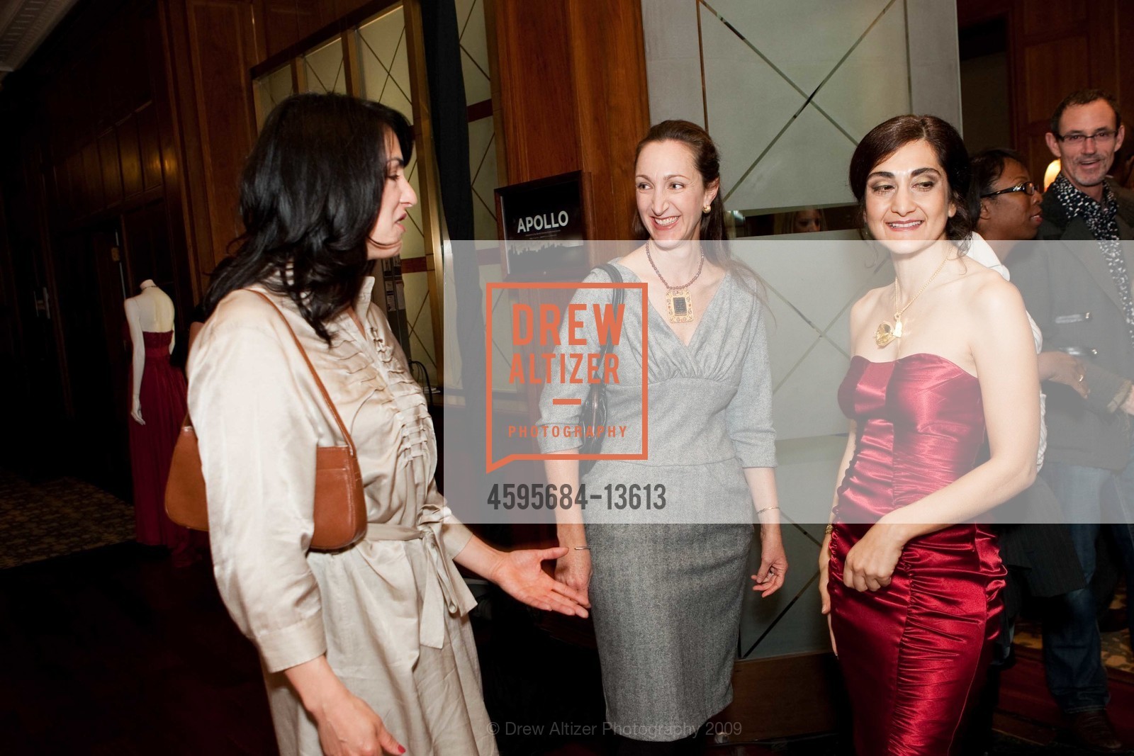 Ali Morr Kolozsi, Victoria Penfield, Fati Farmanfarmaian, Lili Balfour, The BENTLY RESERVE And FATI FARMANFARMAIAN Glam It Up To Save The Coral Reefs, US, October 22nd, 2009, Photo #4595684-13613 Ali Morr Kolozsi, Victoria Penfield, Fati Farmanfarmaian, Lili Balfour, Photo #4595684-13613