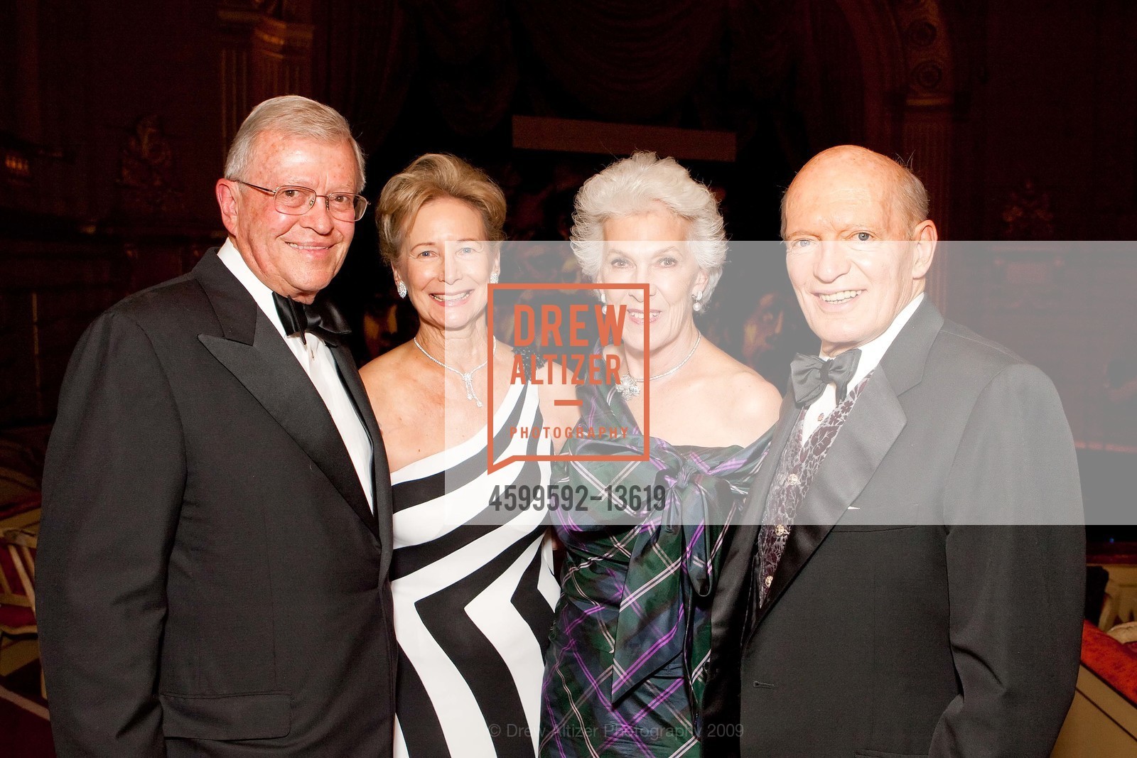 Brad Jeffries, Dorothy Jeffries, Veronica Arthur, Greer Arthur, OPERA GUILD Arrivals & Intermission For The San Francisco Opera's 2009 Opening Night Gala, San Francisco War Memorial Opera House. 301 Van Ness Ave, San Francisco, CA 94102, September 11th, 2009, Photo #4599592-13619 Brad Jeffries, Dorothy Jeffries, Veronica Arthur, Greer Arthur, Photo #4599592-13619