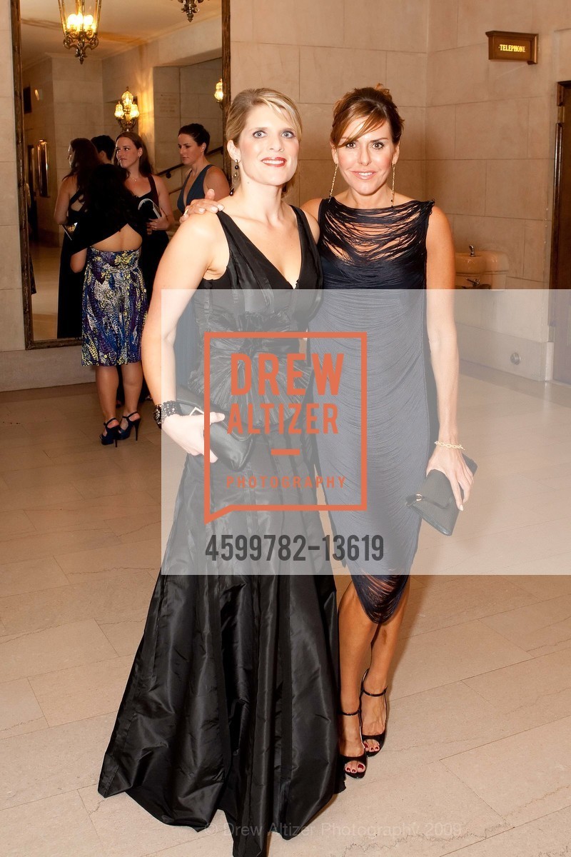 Cindy Holbrook, Yvonne Mychal, OPERA GUILD Arrivals & Intermission For The San Francisco Opera's 2009 Opening Night Gala, San Francisco War Memorial Opera House. 301 Van Ness Ave, San Francisco, CA 94102, September 11th, 2009, Photo #4599782-13619 Cindy Holbrook, Yvonne Mychal, Photo #4599782-13619