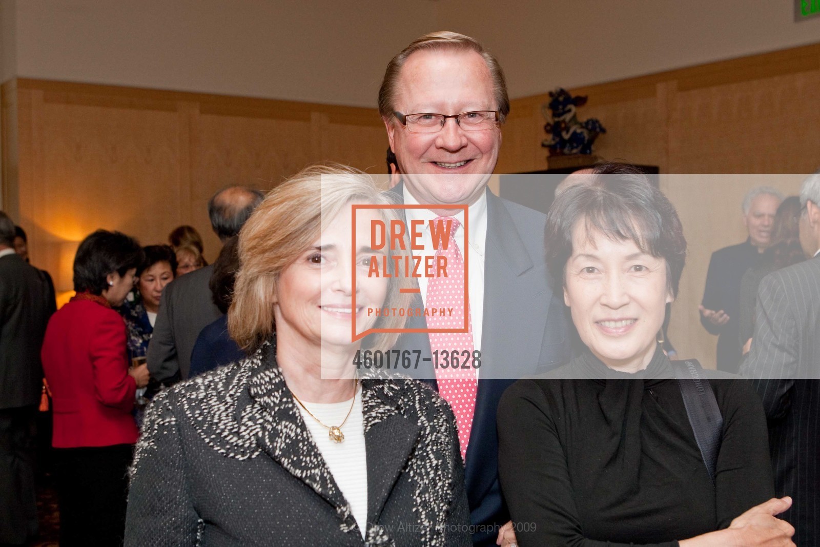 Judith Duffy, Bob Duffy, Eiko Tanaka, THE ASIAN ART MUSEUM Celebates The Opening Of EMERALD CITIES Exhibit, US, October 22nd, 2009, Photo #4601767-13628 Judith Duffy, Bob Duffy, Eiko Tanaka, Photo #4601767-13628