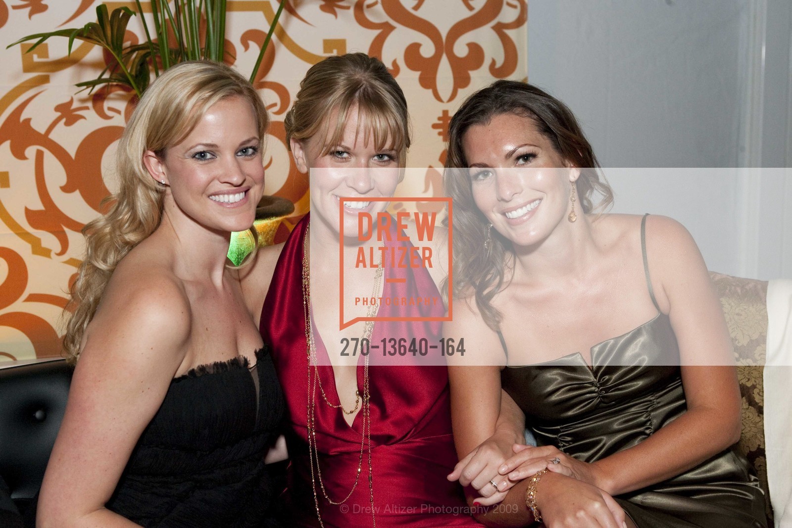 Aubrey Leh, Martha Miller, Joanie Benedetti Claussen, KING TUT EXHIBITION Opening Donors Gala, US, June 25th, 2009, Photo #270-13640-164 Aubrey Leh, Martha Miller, Joanie Benedetti Claussen, Photo #270-13640-164