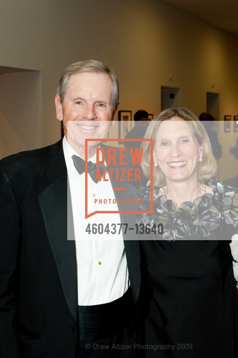 Tony Price, Connie Price, KING TUT EXHIBITION Opening Donors Gala, US, June 25th, 2009, Photo #4604377-13640 Tony Price, Connie Price, Photo #4604377-13640