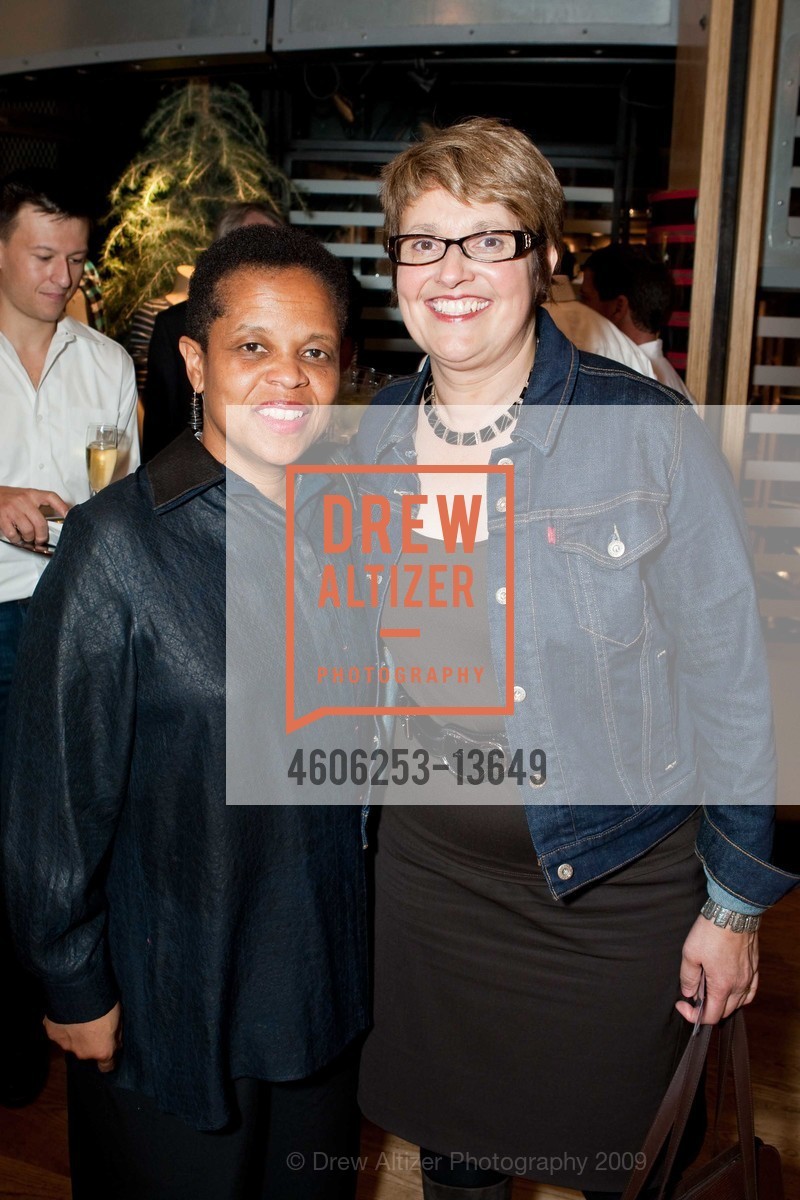 Willa Seldon, Deborah Alvarez-Rodriguez (CEO And President, Goodwill of San Francisco), Levi Strauss & Co. celebrates the launch of a new partnership with Goodwill, US, October 22nd, 2009, Photo #4606253-13649 Willa Seldon, Deborah Alvarez-Rodriguez (CEO And President, Goodwill of San Francisco), Photo #4606253-13649