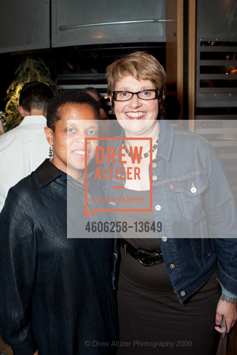 Willa Seldon, Deborah Alvarez-Rodriguez (CEO And President, Goodwill of San Francisco), Levi Strauss & Co. celebrates the launch of a new partnership with Goodwill, US, October 22nd, 2009, Photo #4606258-13649 Willa Seldon, Deborah Alvarez-Rodriguez (CEO And President, Goodwill of San Francisco), Photo #4606258-13649