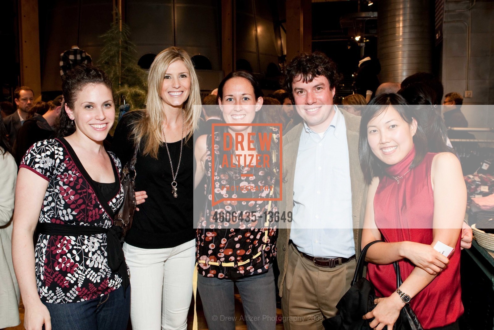 Elana Shea, Kate Lennon, Ally Beran, Noah Austin, Kessawan Lelanaphaparn, Levi Strauss & Co. celebrates the launch of a new partnership with Goodwill, US, October 22nd, 2009, Photo #4606435-13649 Elana Shea, Kate Lennon, Ally Beran, Noah Austin, Kessawan Lelanaphaparn, Photo #4606435-13649