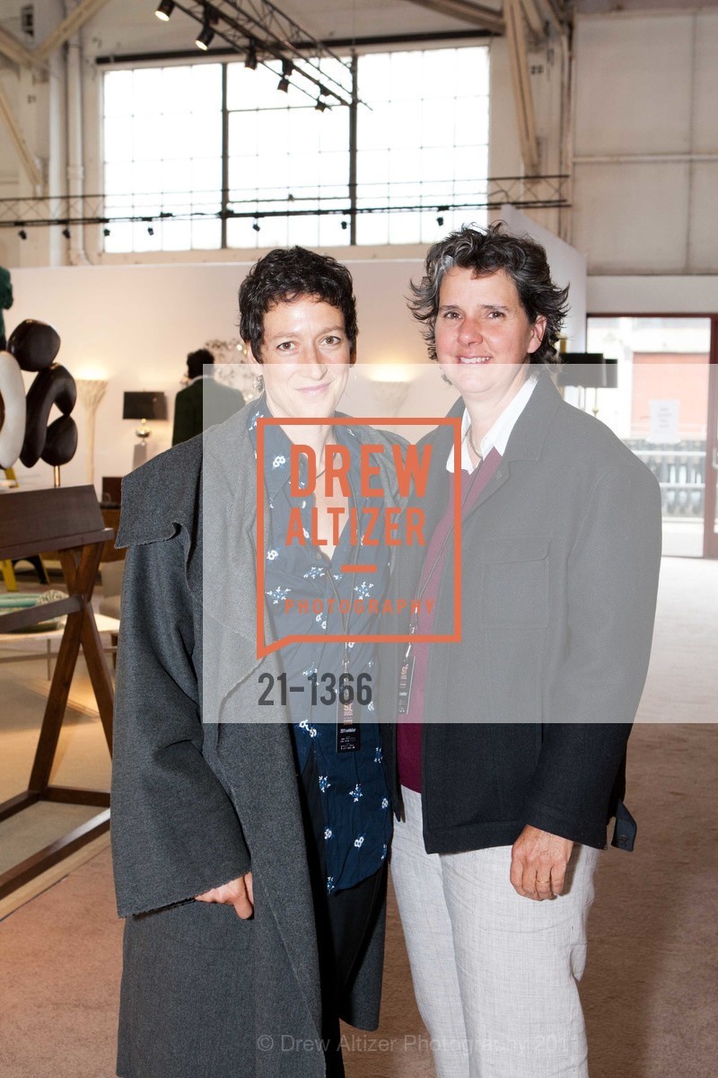 Jane Hostler, Juliet Burrows, SF20/21 Opening Night, A Benefit for SFMOMA, Festival Pavilion. Fort Mason, California, September 15th, 2011, Photo #21-1366 Jane Hostler, Juliet Burrows, Photo #21-1366