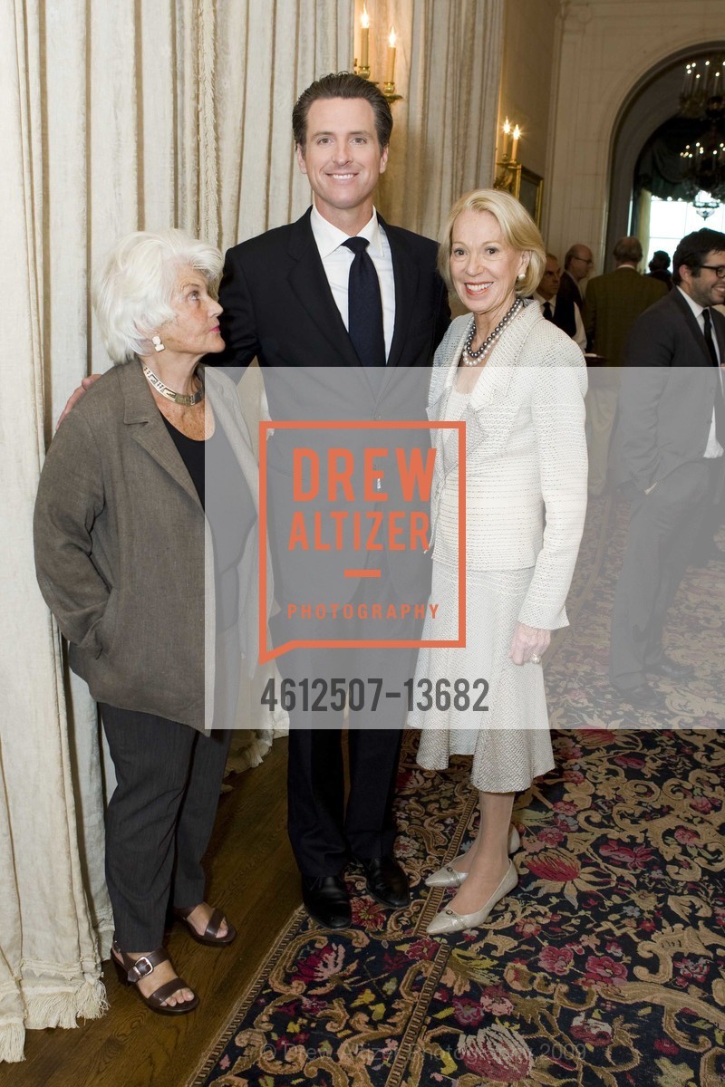 Gavin Newsom, Charlotte Shultz, Sister City Artist in Residence Exchange Program, US, September 13th, 2009, Photo #4612507-13682 Gavin Newsom, Charlotte Shultz, Photo #4612507-13682