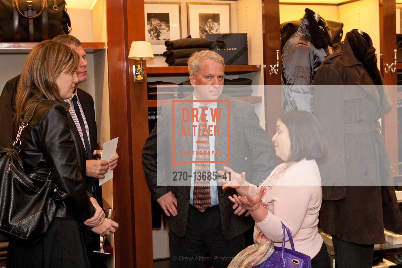 Ernst Bauer, Dr. Kim Norman, Kimberlie Cerrone, UCSF Ralph Lauren, US, December 1st, 2009, Photo #270-13685-41 Ernst Bauer, Dr. Kim Norman, Kimberlie Cerrone, Photo #270-13685-41