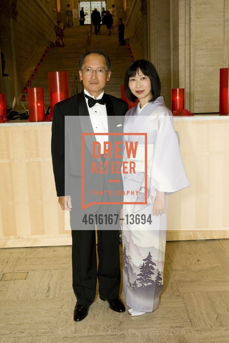 Yasumasa Nagamine (Consul General of Japan), Ayako Nagamine, Photo #4616167-13694